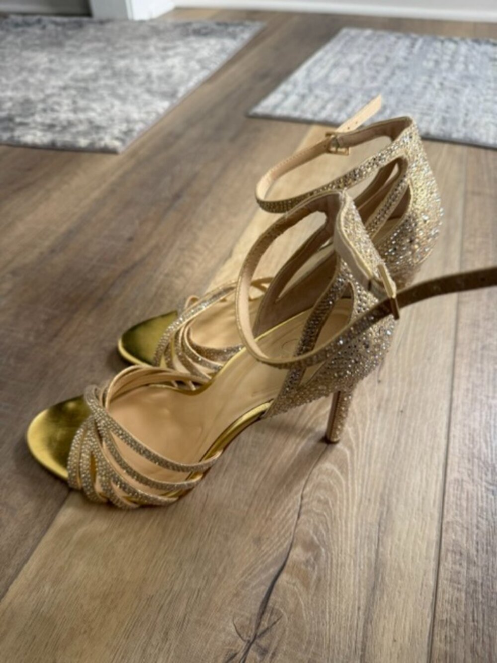 Jessica Simpson Jullete Women's Gold Rhinestone Stiletto Heels 10M